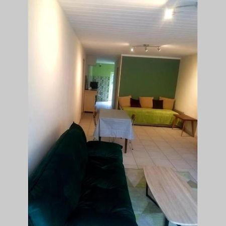 Petit Gite Ou Chambre D'Hotes 2/4 Personnes Buffieres Kültér fotó