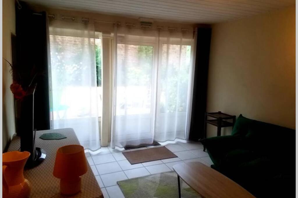 Petit Gite Ou Chambre D'Hotes 2/4 Personnes Buffieres Kültér fotó